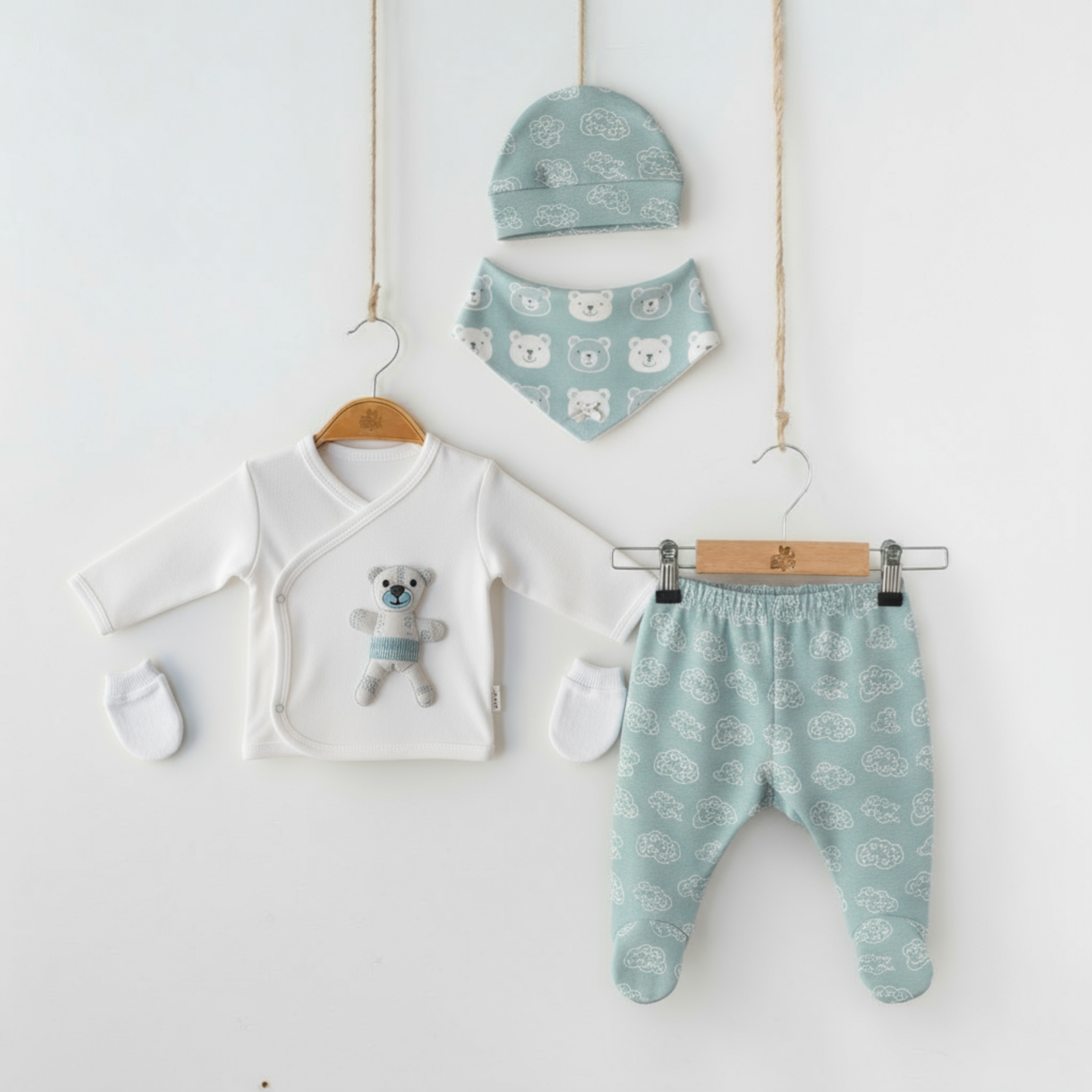 Soft Paws Newborn 5PC Set